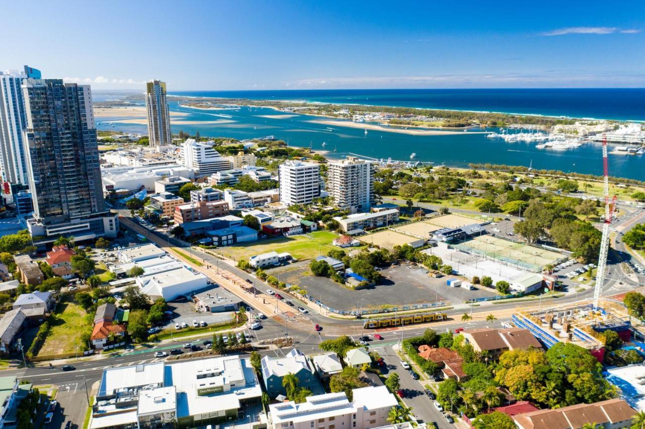 Aquarius Gold Coast Hostel Екстериор снимка