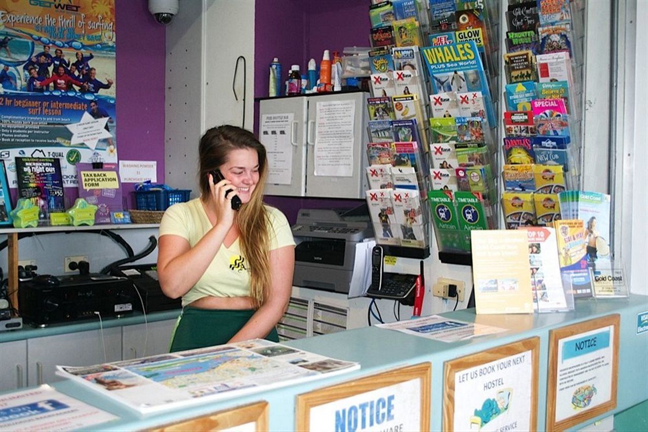 Aquarius Gold Coast Hostel Екстериор снимка