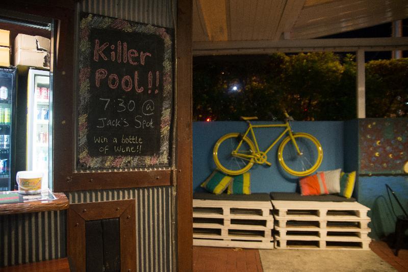Aquarius Gold Coast Hostel Екстериор снимка