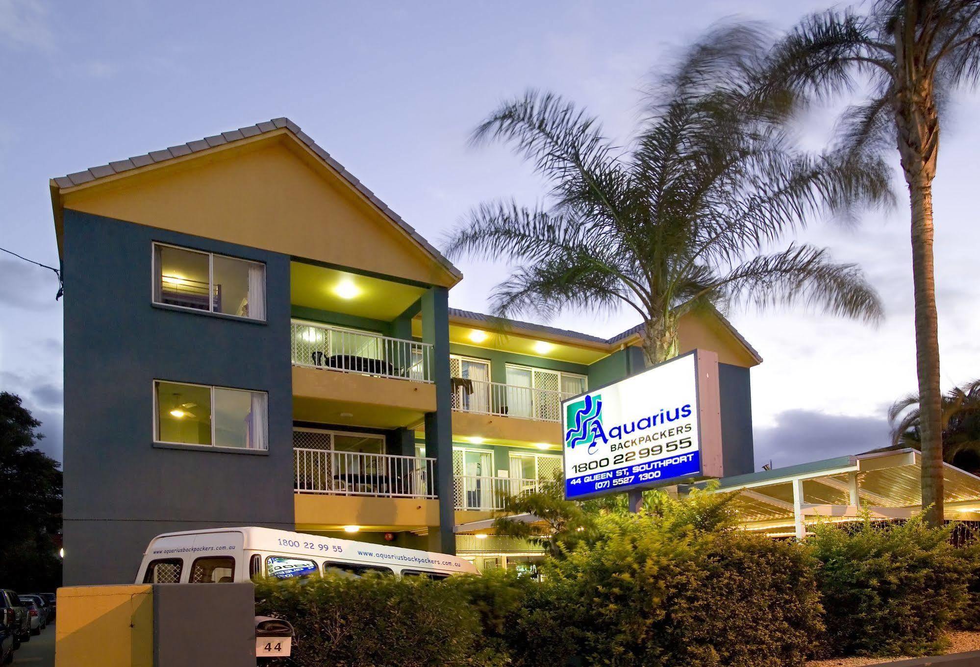 Aquarius Gold Coast Hostel Екстериор снимка